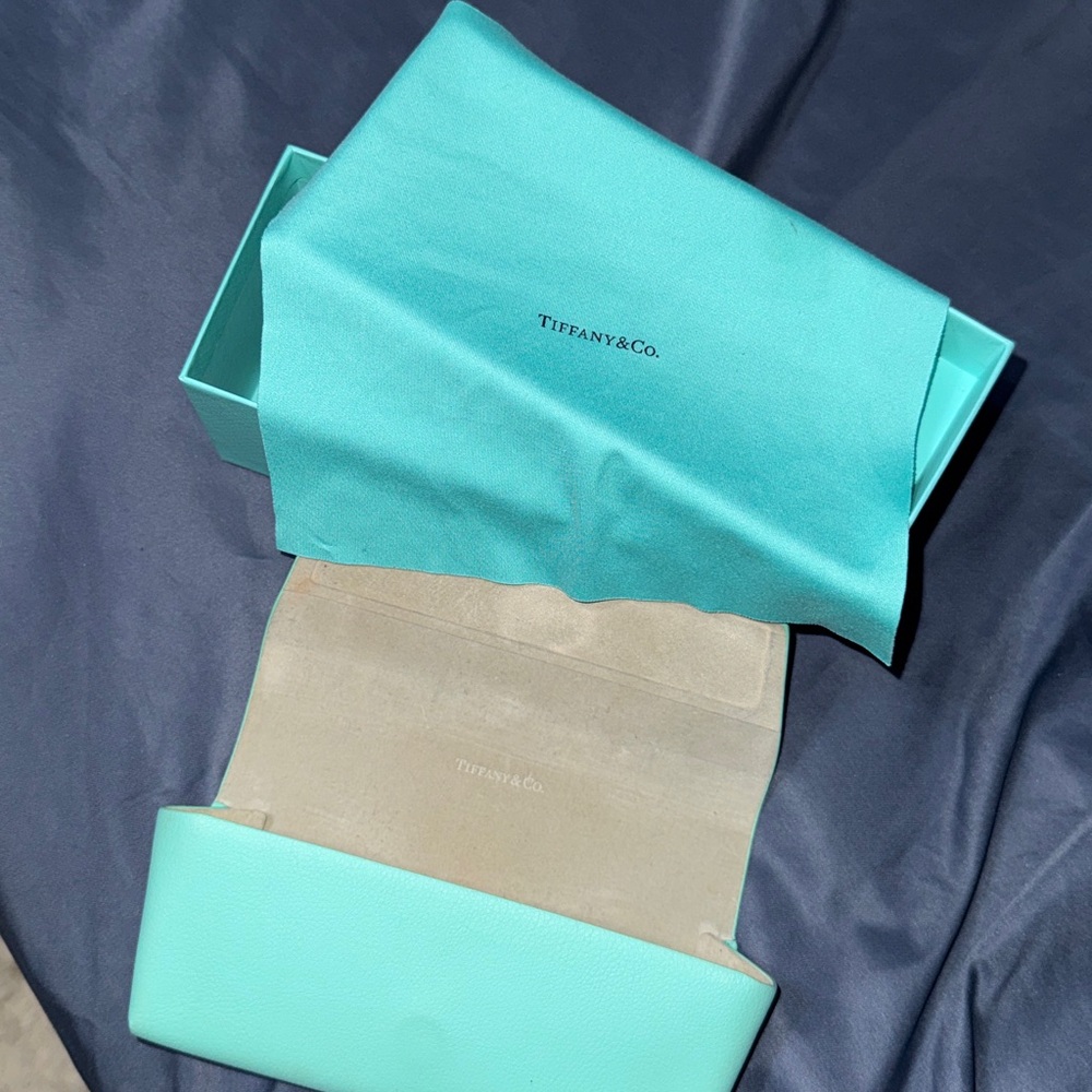 Tiffany & Co. Black Cat-Eye Glasses**Prescription** - Picture 9 of 10